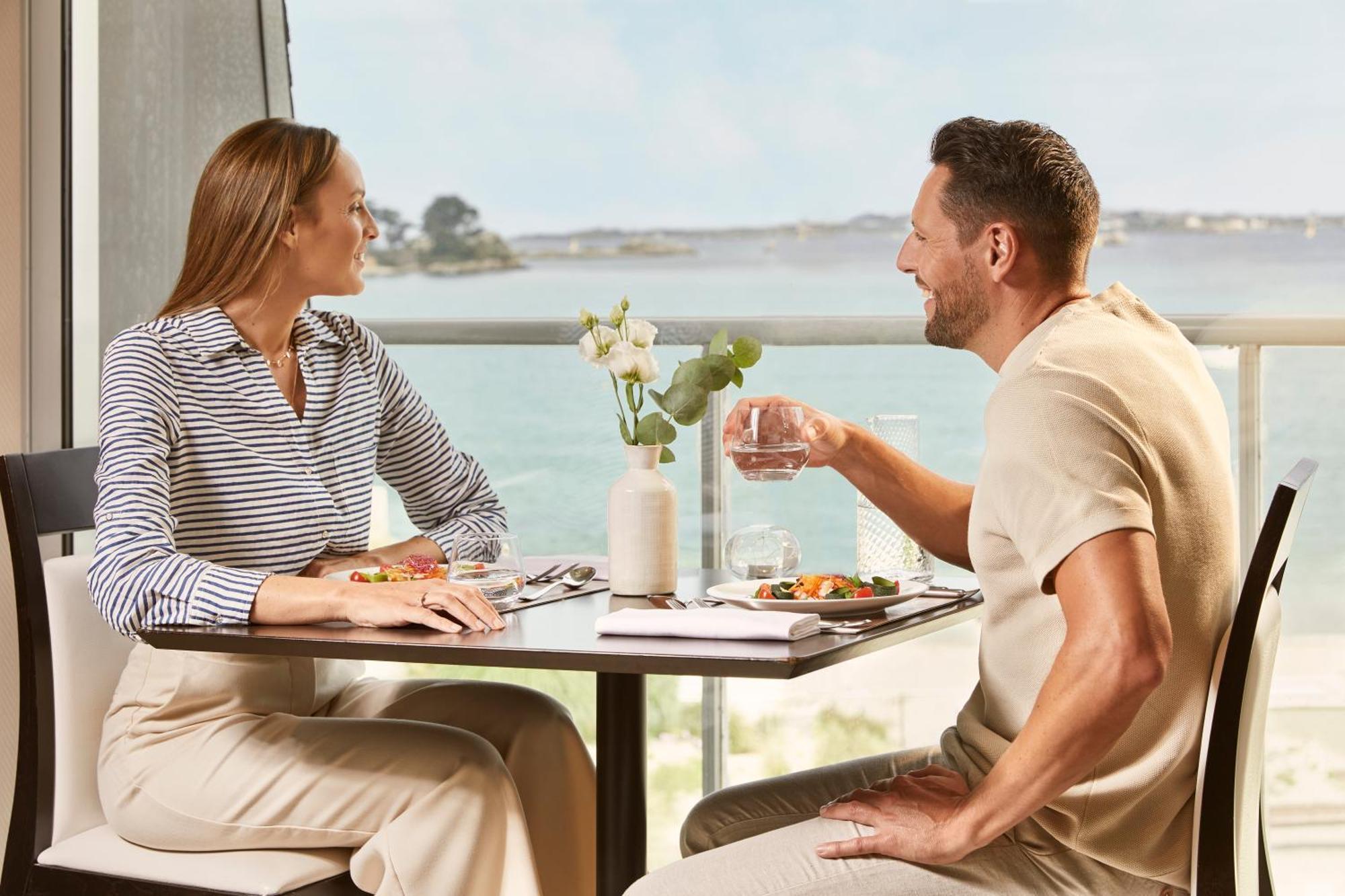 Hotel Valdys Thalasso & Spa - Beau Rivage Roscoff Bagian luar foto