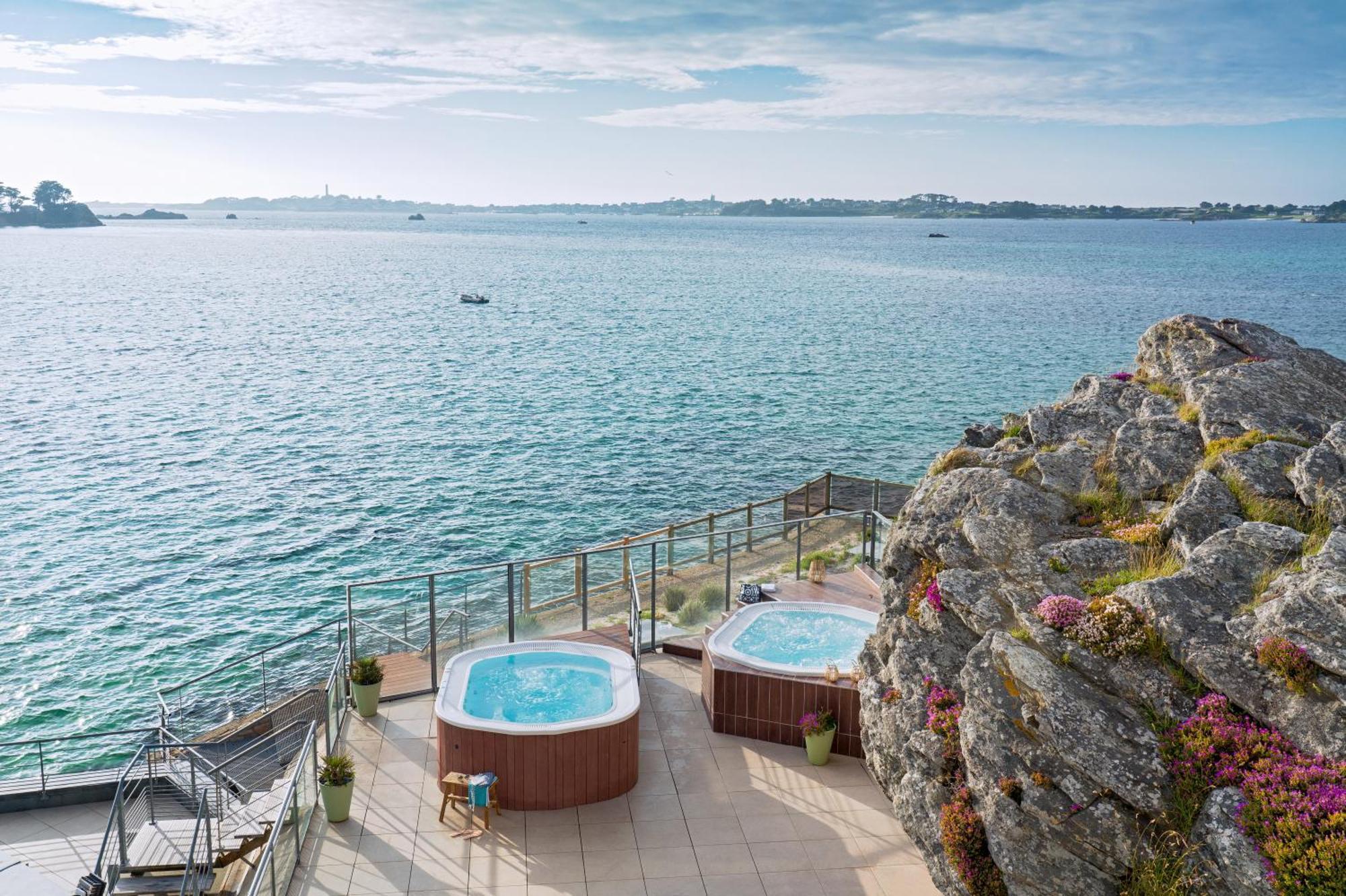 Hotel Valdys Thalasso & Spa - Beau Rivage Roscoff Bagian luar foto