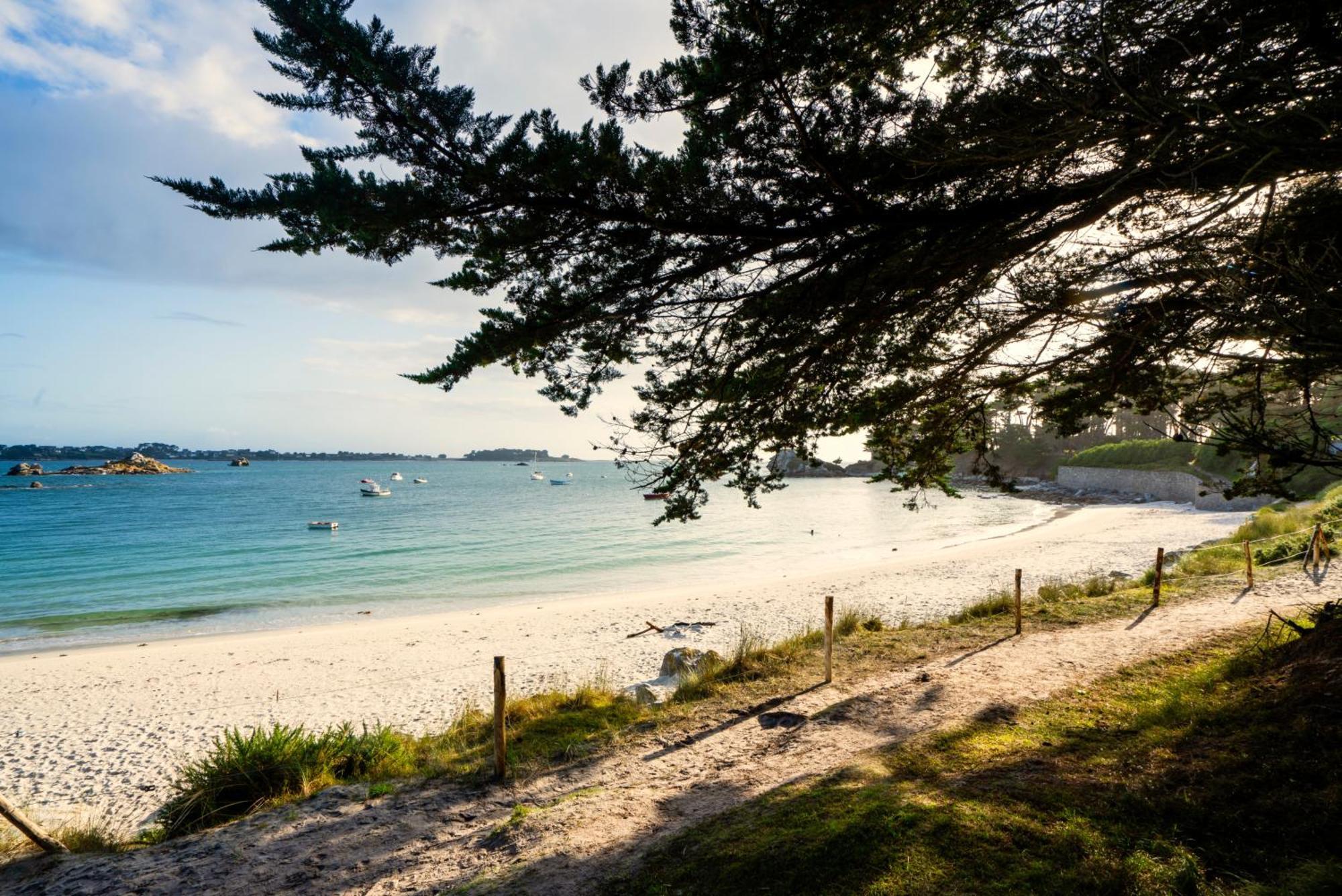Hotel Valdys Thalasso & Spa - Beau Rivage Roscoff Bagian luar foto