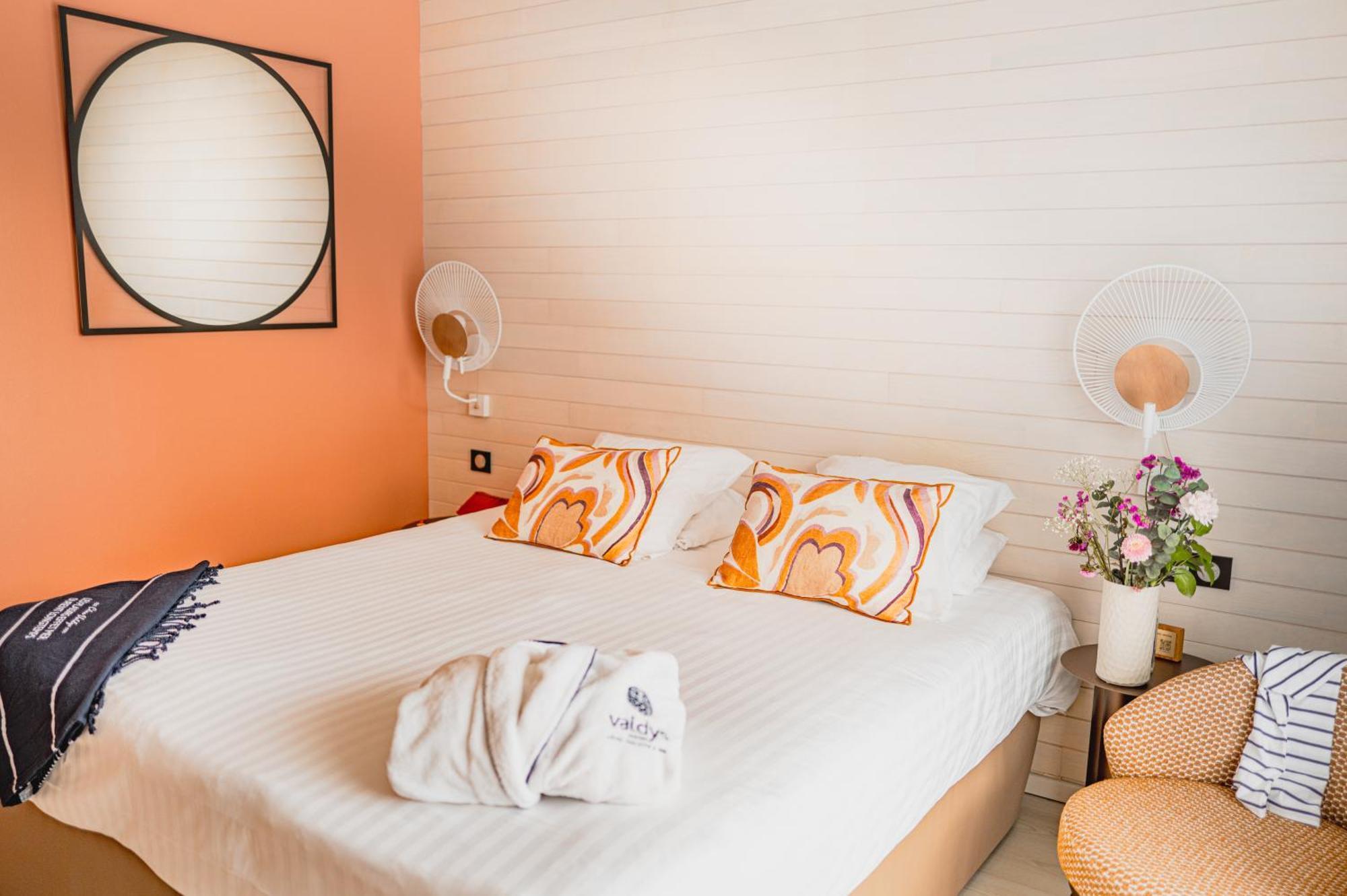 Hotel Valdys Thalasso & Spa - Beau Rivage Roscoff Bagian luar foto